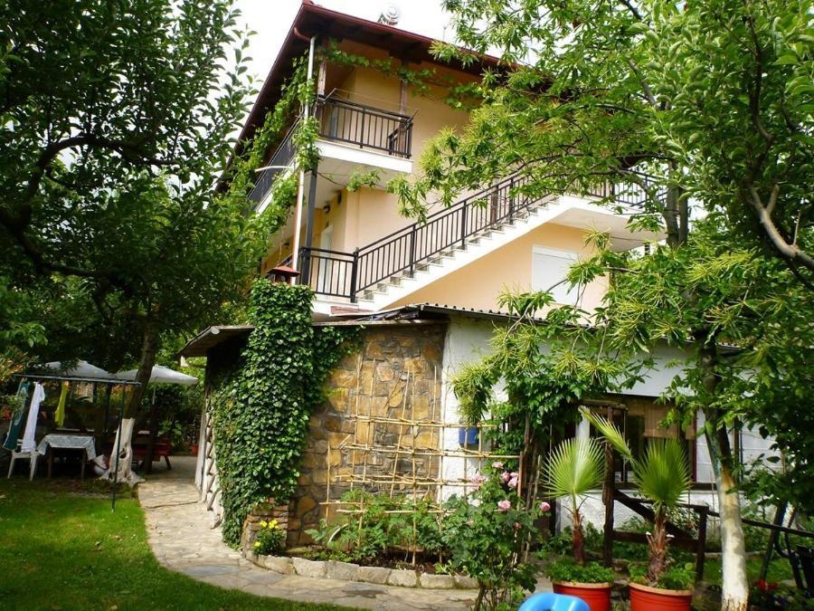 Helena Apartments Paralia Pantaleimonos Esterno foto