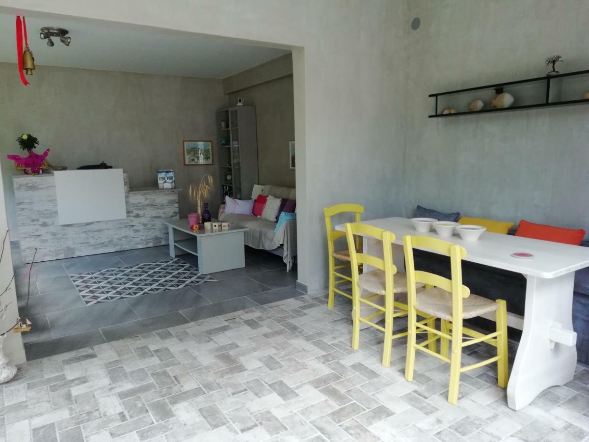 Helena Apartments Paralia Pantaleimonos Esterno foto
