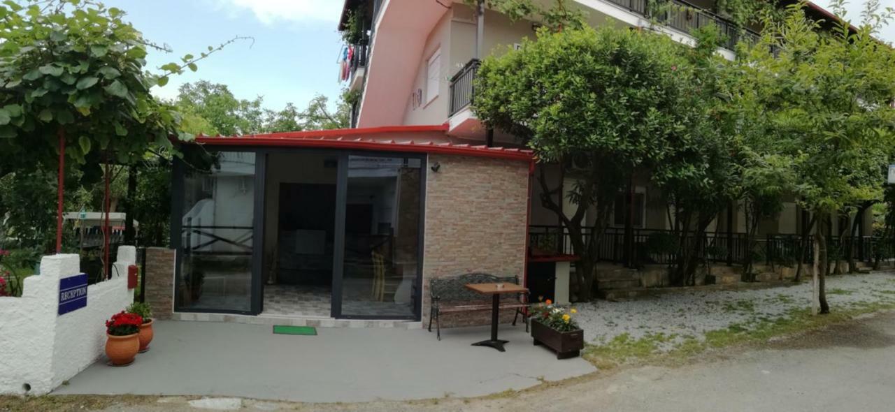 Helena Apartments Paralia Pantaleimonos Esterno foto